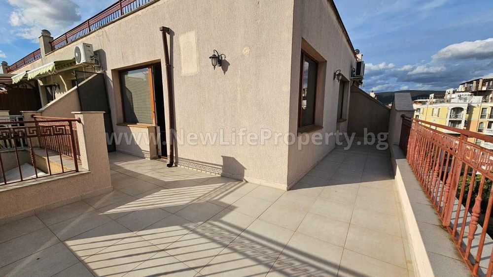 Продава се Двустаен апартамент в к.к. Слънчев бряг - 74 кв.м за 940 €/кв.м - Снимка #13