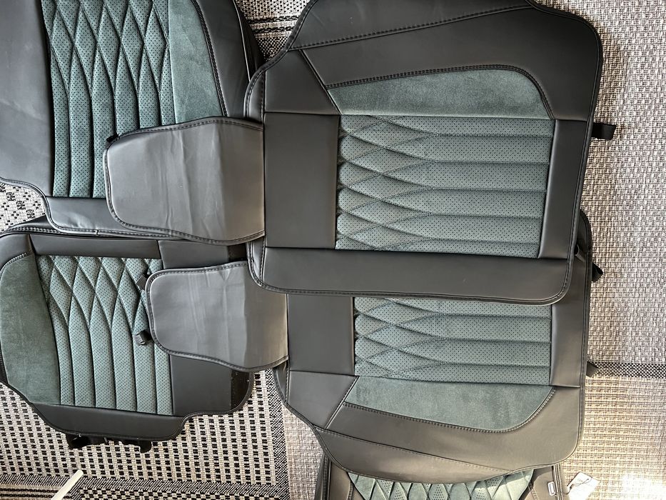 Продам новые чехлы на а/м