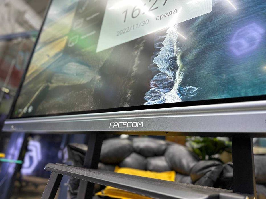 Facecom 75" interactive panel