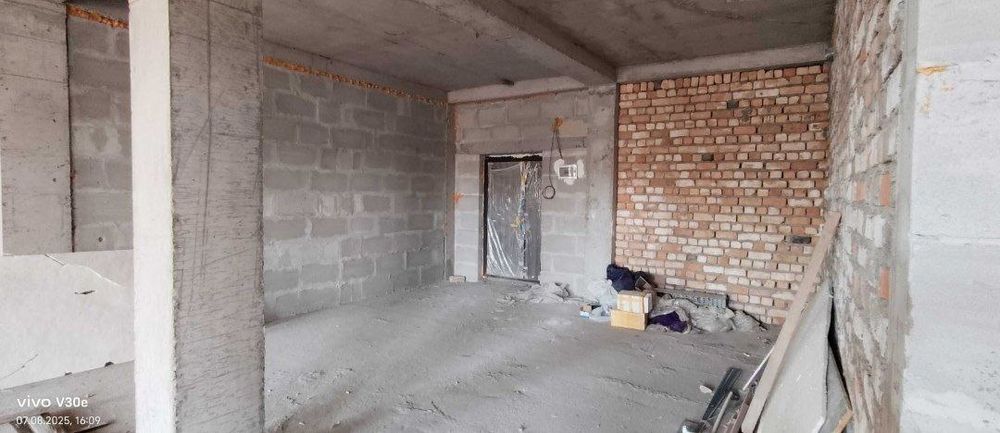 Квартира продается 3/3/7 на жк Akkurgan