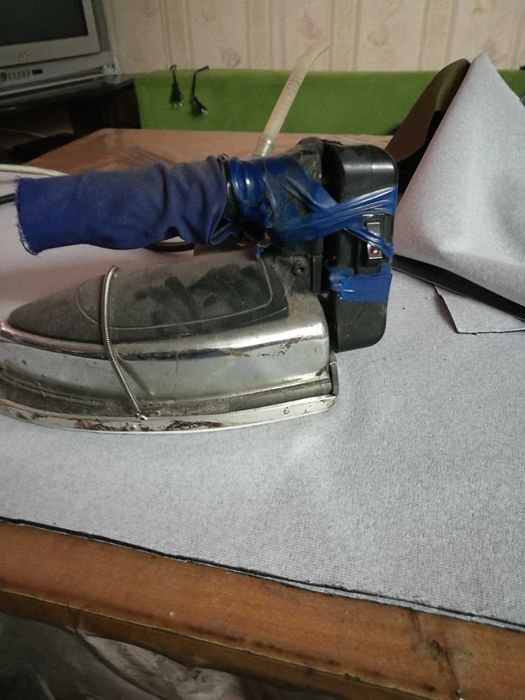 Парогенератор утюг