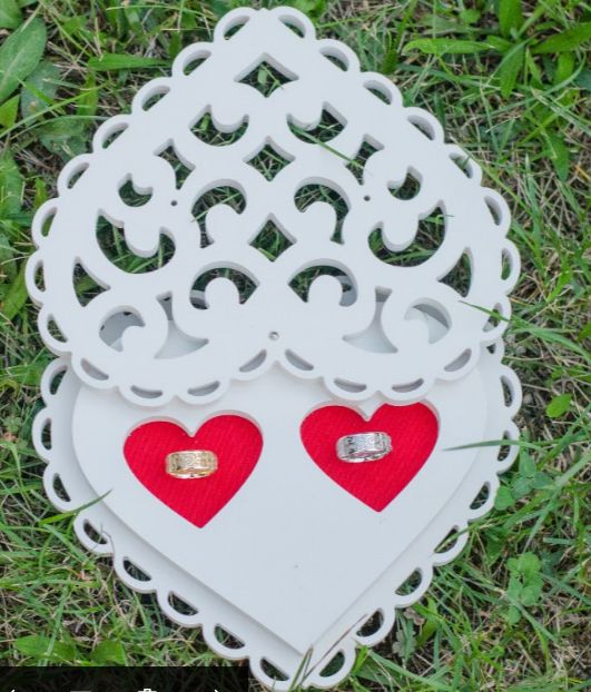 Cutie verghete alba din lemn