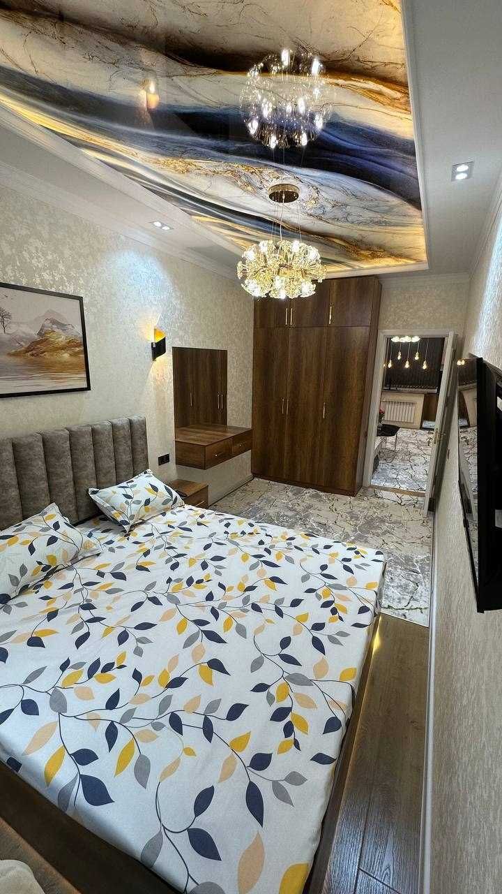 Учтепинский р-н. Чиланзар 18 кв-л. 2в3\1\4. Евроремонт. Парковка. ID13