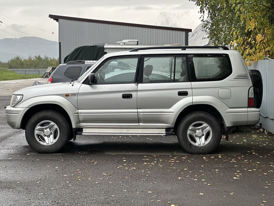 Toyota land cruiser