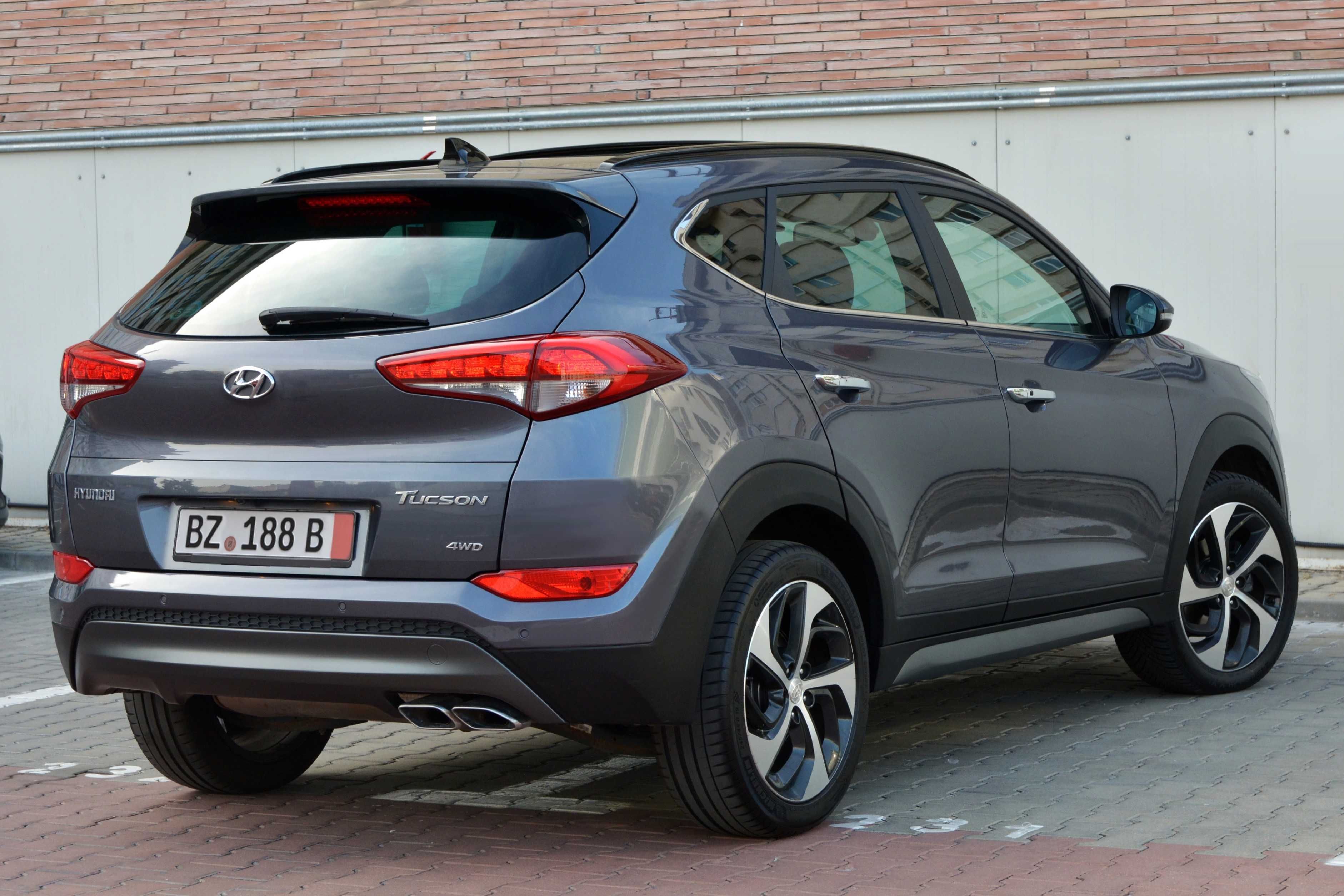 Hyundai Tucson 2.0 / 4x4 AWD/Automat/Panoramic/Full Assist/Ventilatie