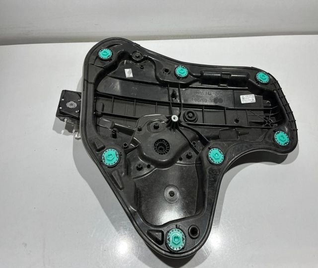 Macara geam dreapta spate 5H0839402F Volkswagen VW Golf 8 [2020 - 202