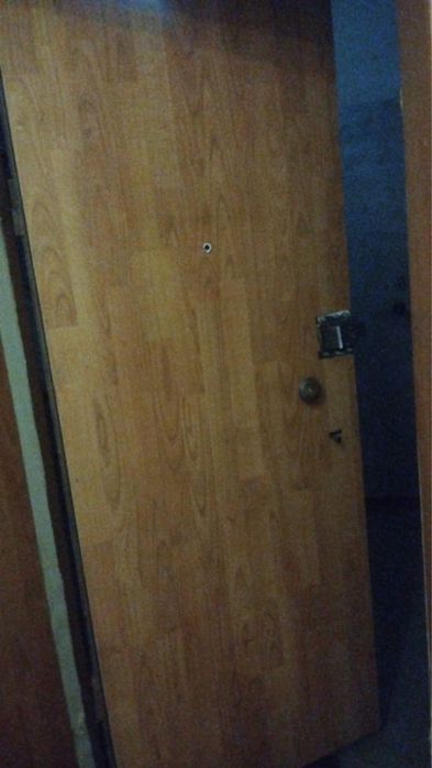 Продам железные двери