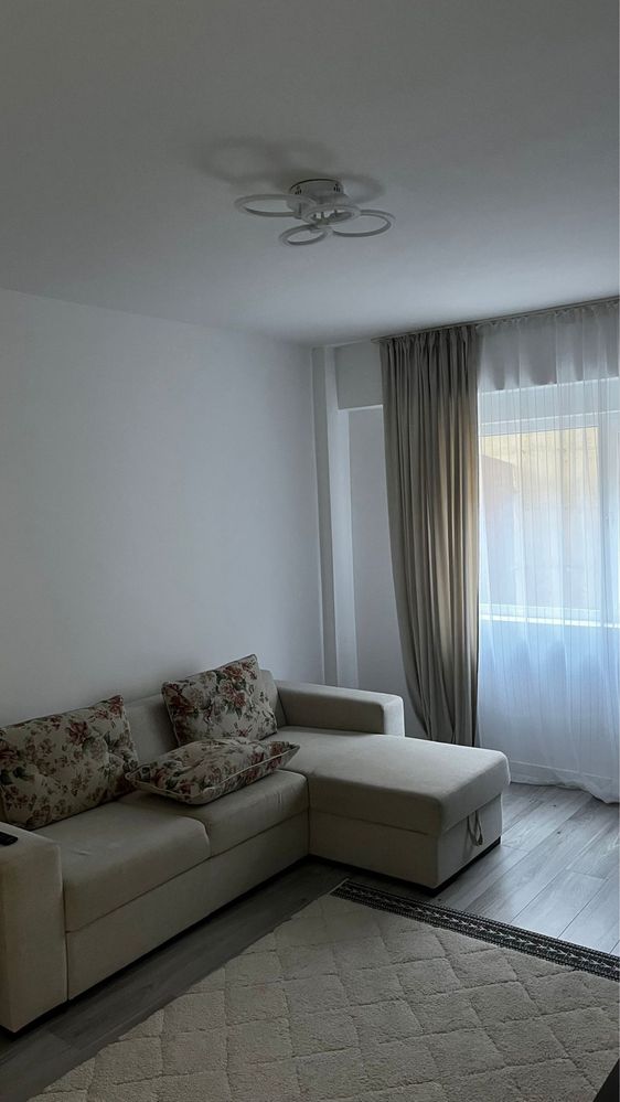 Inchiriez apartament 2 camere Hlincea