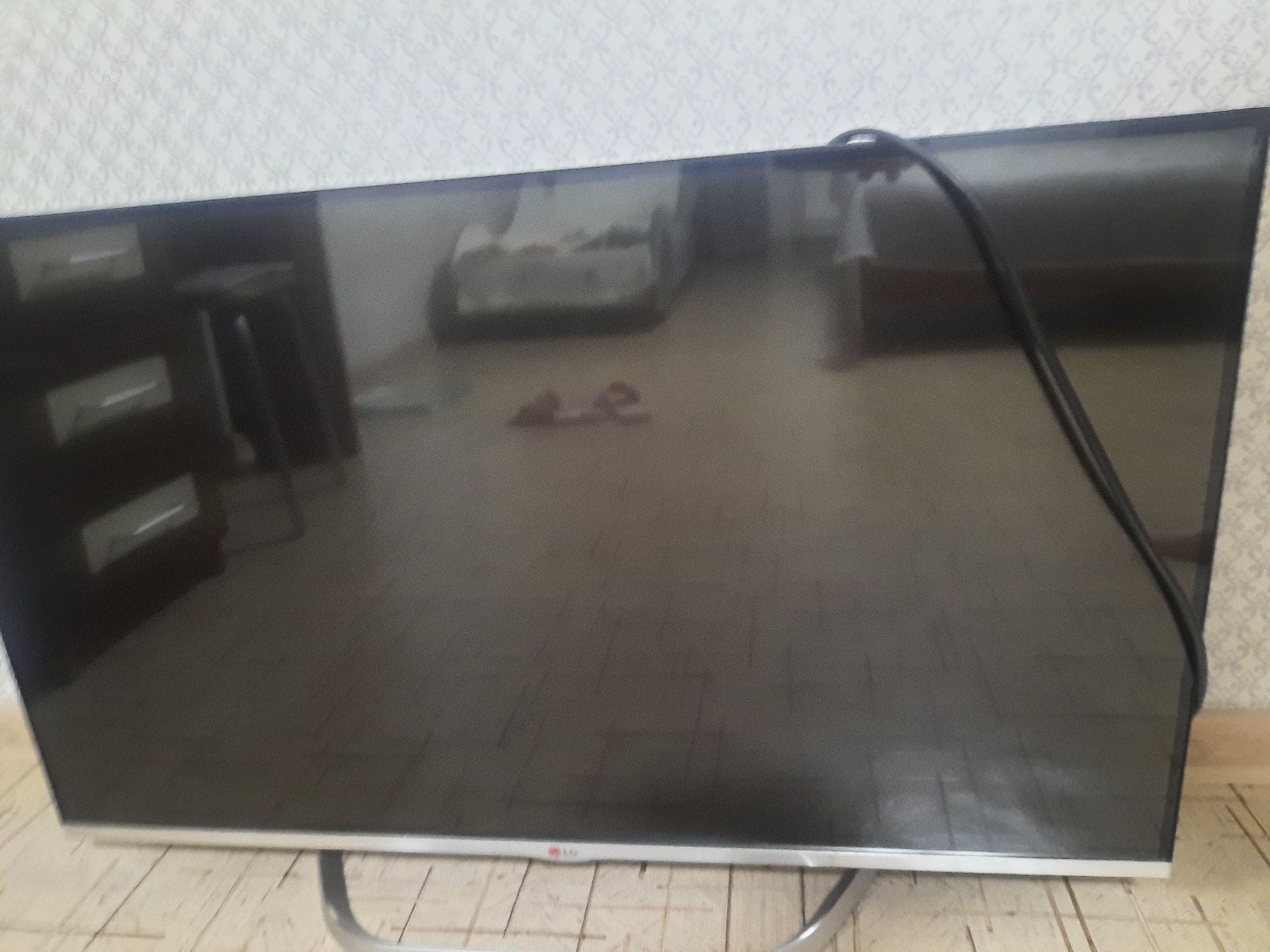 Продам телевизор LG SMART TV