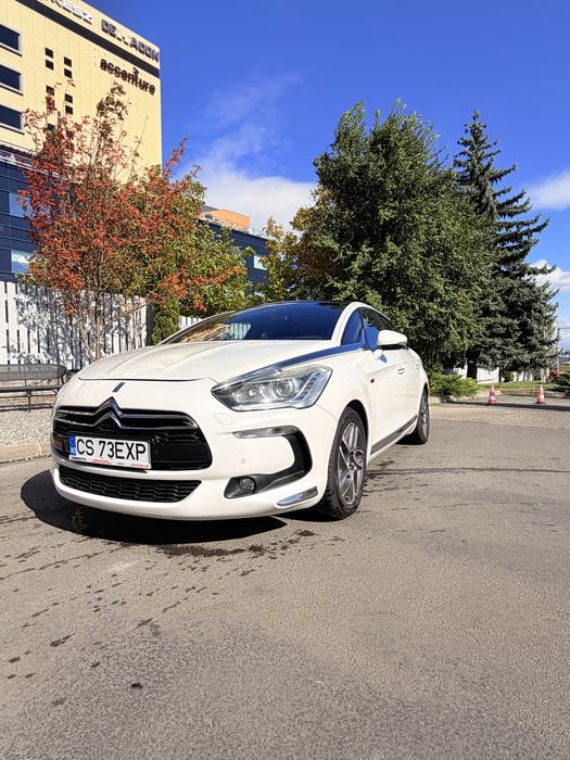 Citroen ds5 hibrid02: motorina +electric