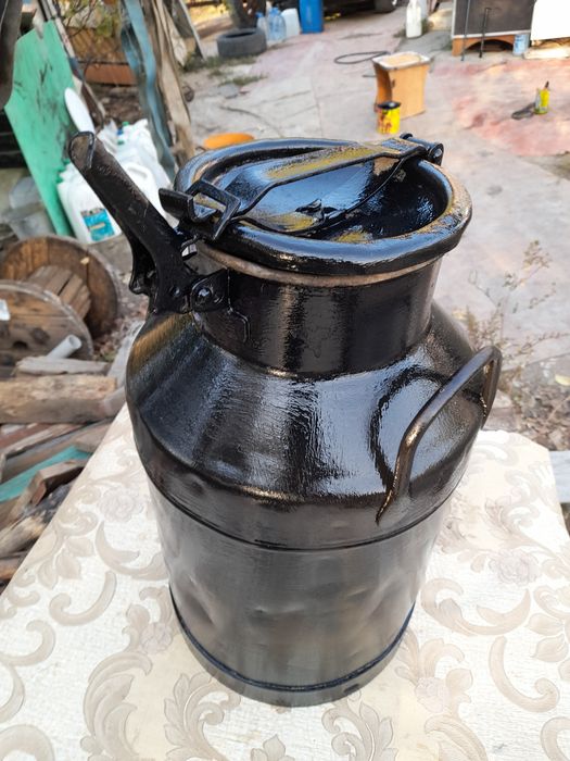 Продам вляшку железная.