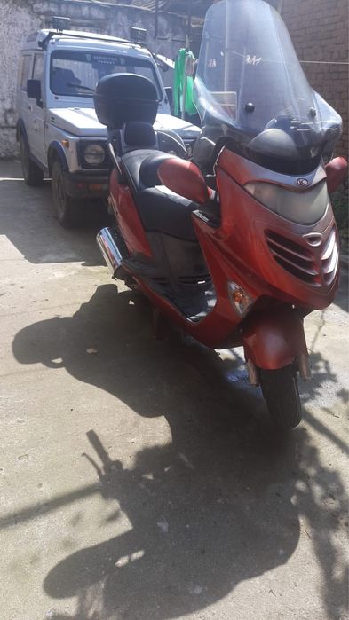 Vand scuter Kymco 250cc