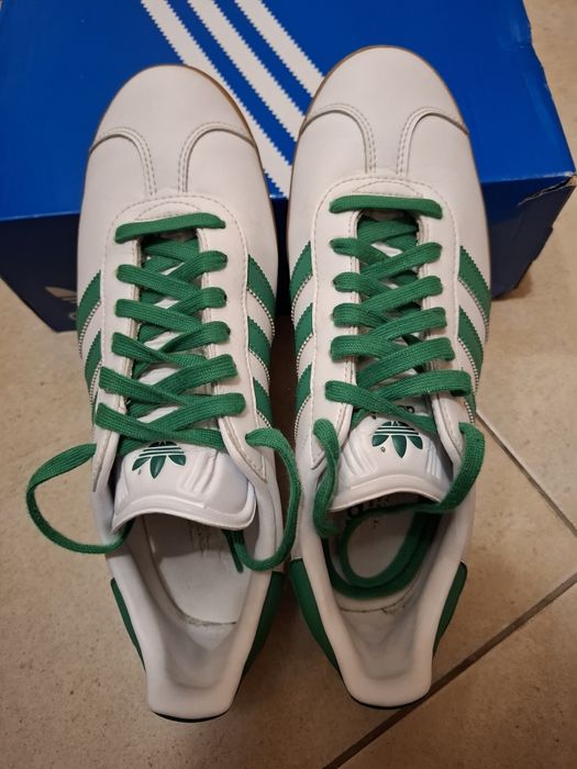Изгодни Adidas GAZELLE 41 1/3
