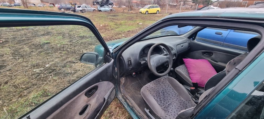 Citroën saxo на части 1.1 или 1.0