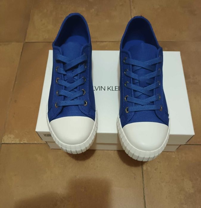 CALVIN KLEIN JEANS-Нови Оригинални кецове