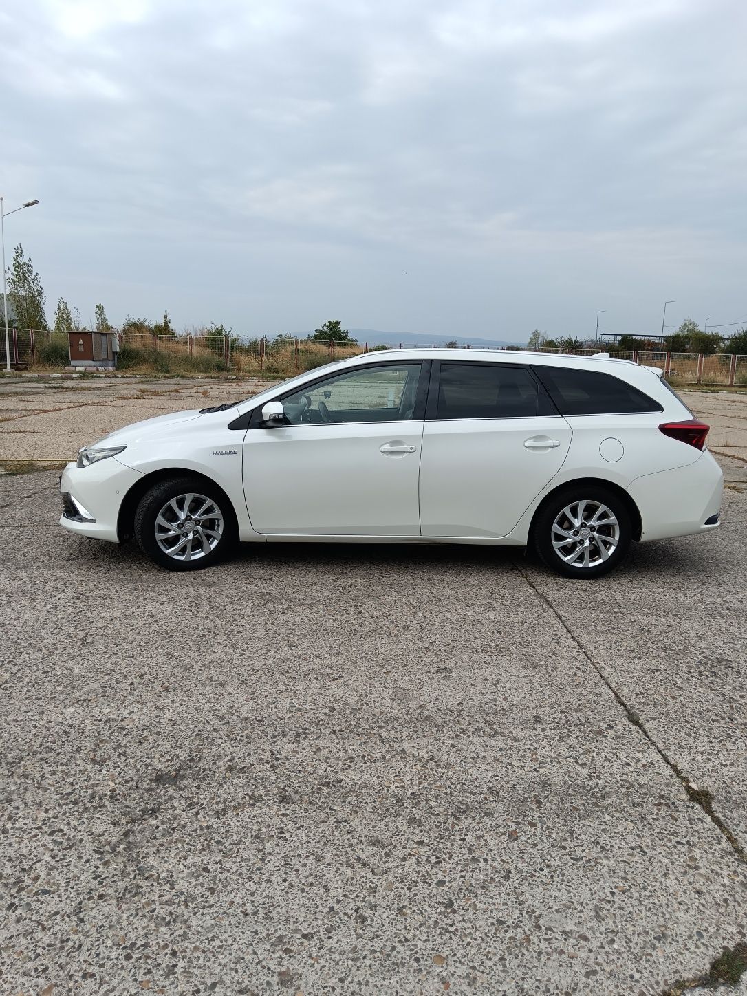 Toyota Auris 1.8 Hybrid