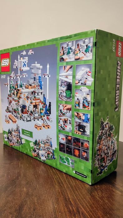LEGO Minecraft 21137 The Mountain Cave