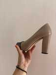 Pantofi cu toc gros