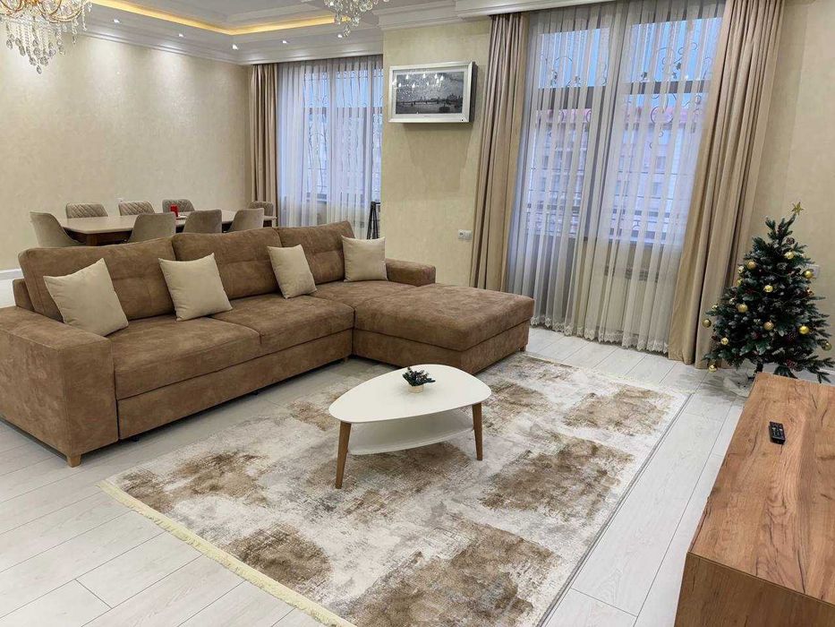 ВКУСНАЯ ЦЕНА !!! Продаю Замечательную кв на Дружбе + АРЕНДАТОР ID22