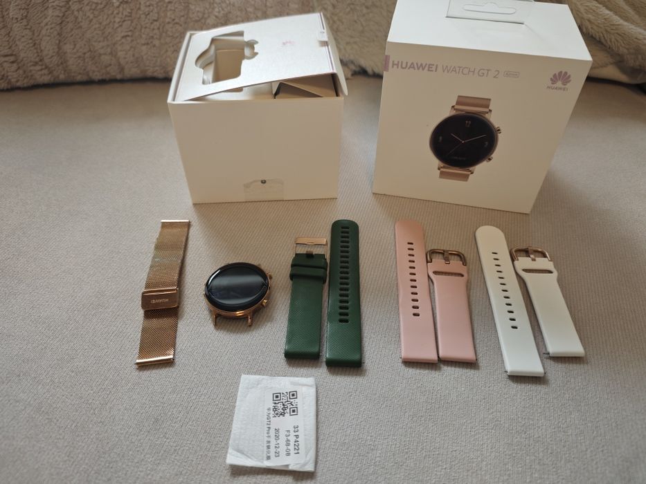 Huawei Watch GT 2 Golden Rose – смарт часовник с 4 каишки и зарядно