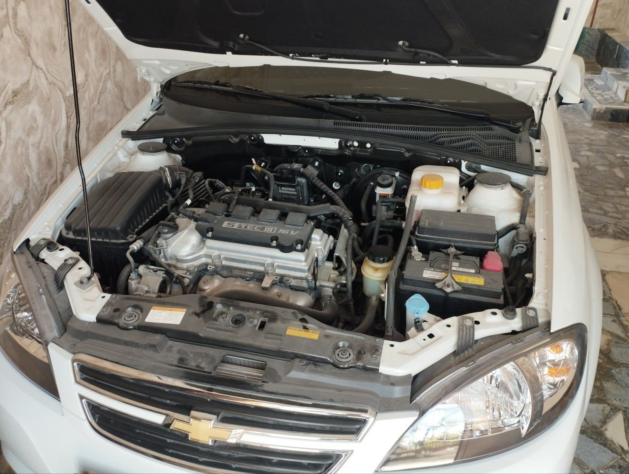 Lacetti Gentra sotiladi
