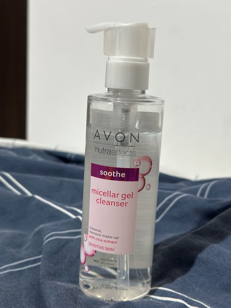 Micellar gel cleanser Avon fără parfum