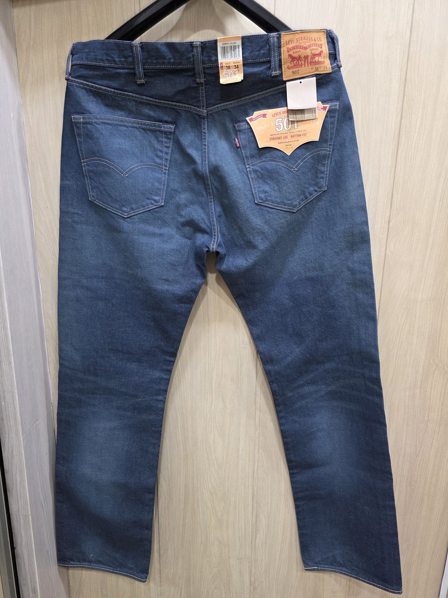 Оригинальные джинсы Levi's 501