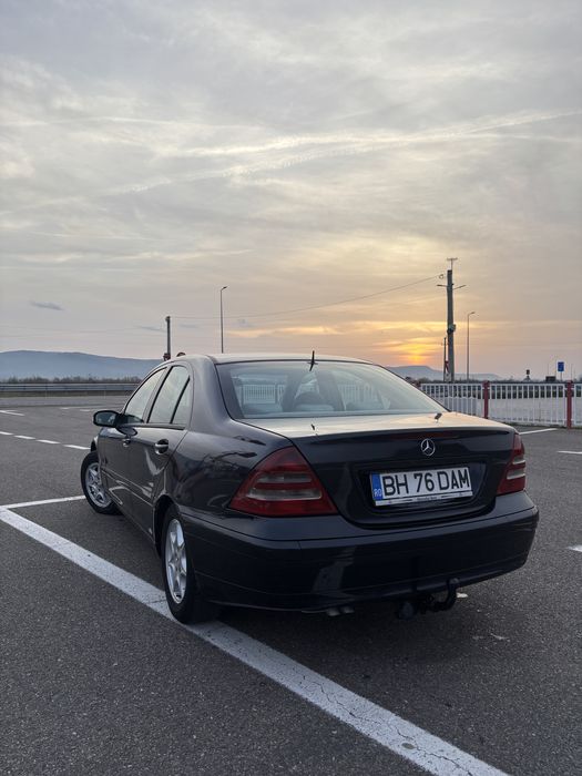 Mercedes c class w203