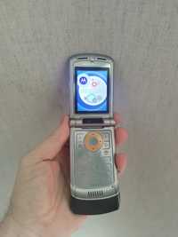 Motorola  v3 XX liber de rețea