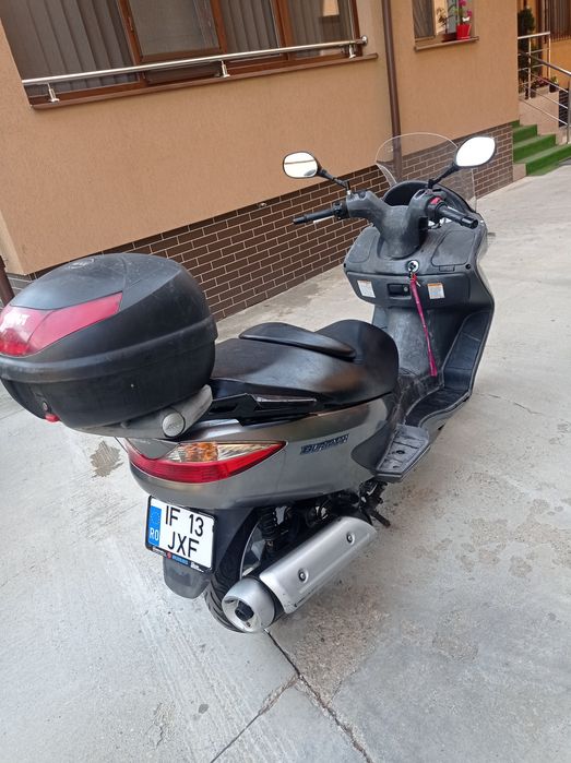 MaxiScuter Suzuki Burgman 200cc