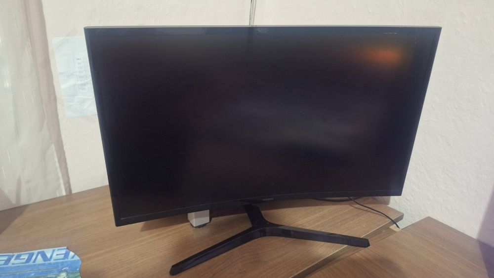 Monitor Samsung 27"