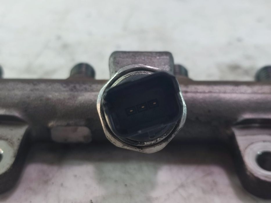 Rampa injectoare A2C27000234 8200704217 1.5 dci K9K898 Renault Laguna