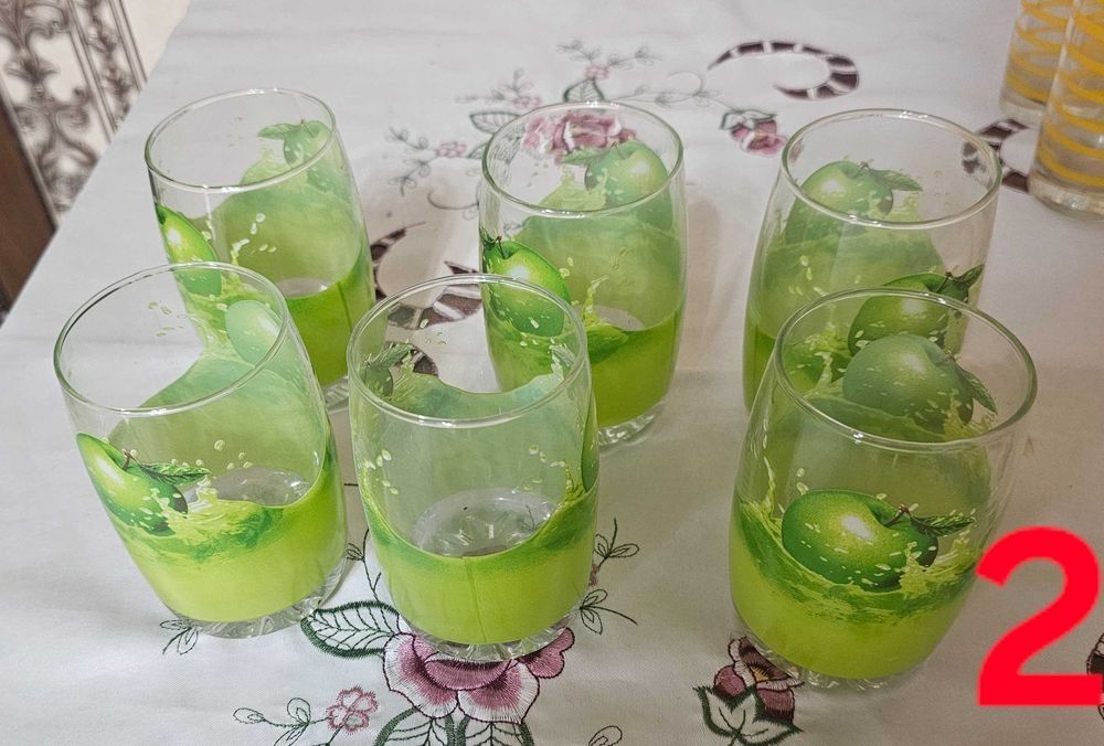 Стаканы разные, 4 разных комплекта.