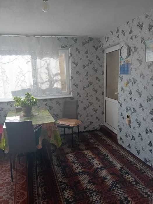 Двуетажна къща с просторен двор в с. Тръстиково, област Варна!