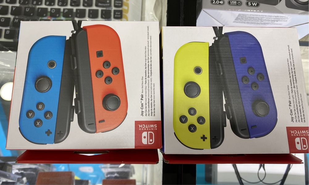 Nintendo Switch джойконы . Абсолютно новые , запечатанные. С магазина