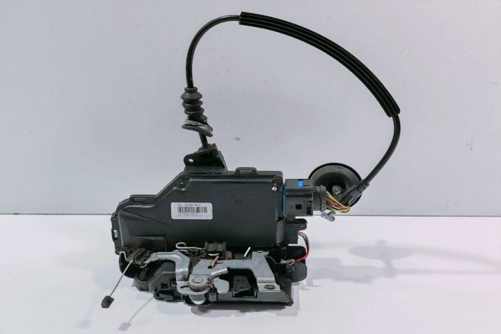 Broasca Usa  dreapta fata  3D2837016J Volkswagen VW Tiguan prima gene