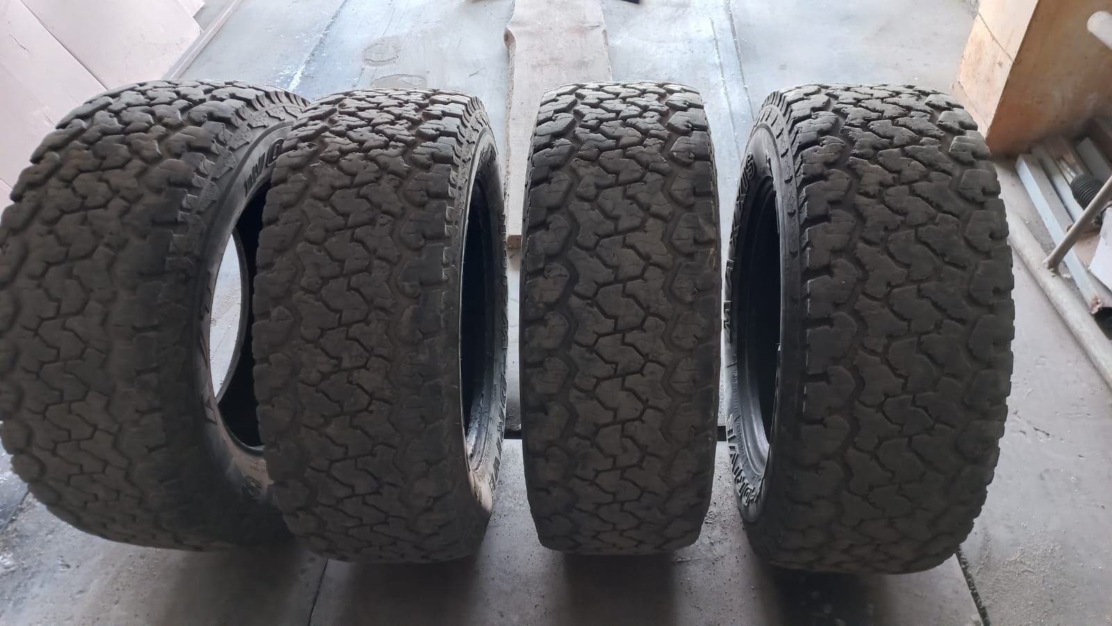 Продам шины марки Maxxis