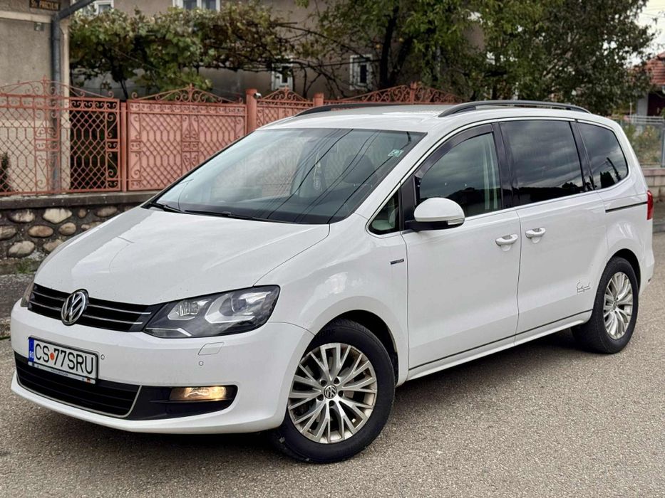 Vând Volkswagen sharan an 2013 2.0 tdi BLUEMOTION EURO.5 acte valabile