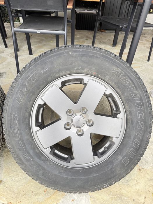 Jante si anvelope Jeep Wrangler JK Rubicon Recon putin folosite