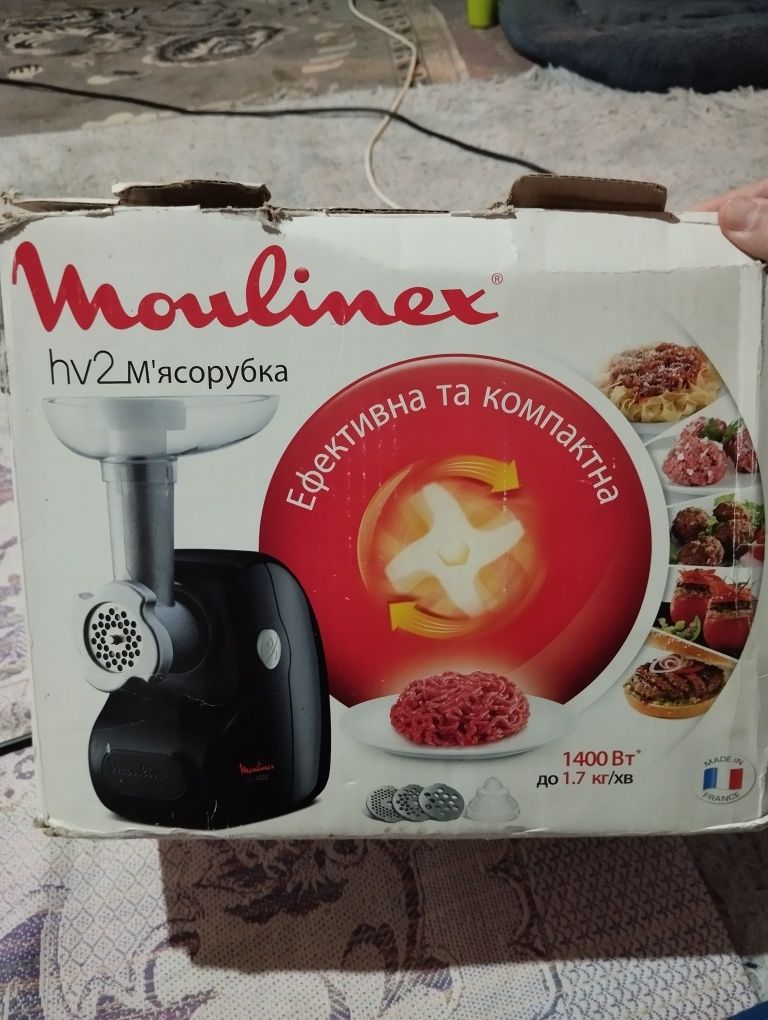 Продам электро мясорубку