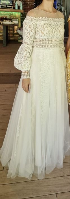 Vand rochie de mireasa