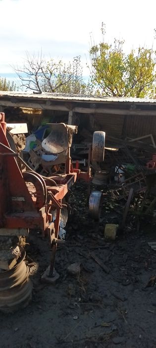 Plug reversibil trei cormane