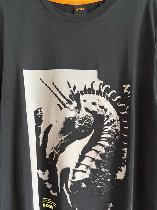 Нова автентична черна тениска Boss специална колекция за мъже размер M