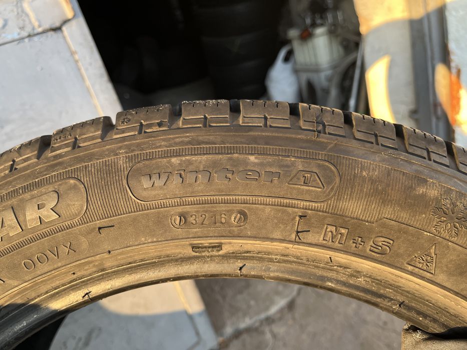 2 бр. зимни гуми 205/55/17 Tigar DOT 3216 6,5 mm