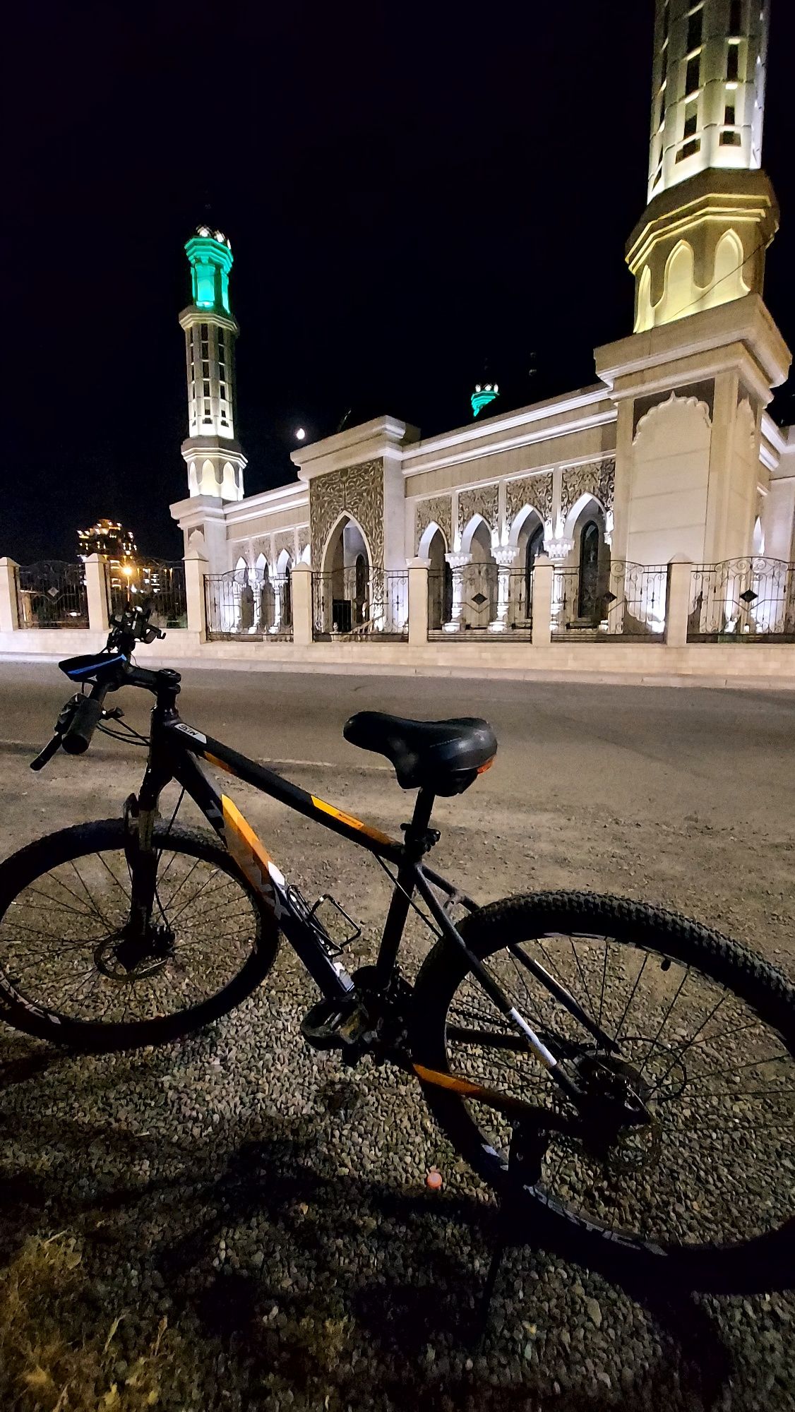 Велосипед Trinx с передачой Shimano