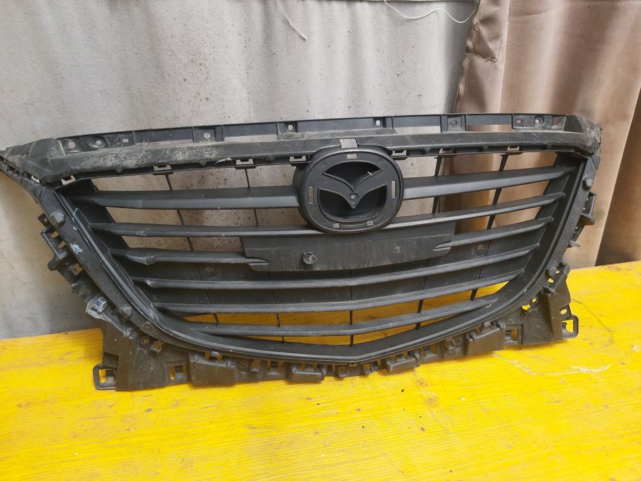 Грил решетка мазда 3 Mazda 3 3019г