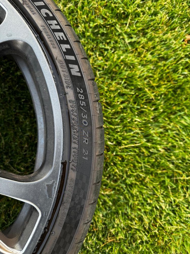 Anvelope Michelin Pilot Sport 4s 285/30/21 si 275/30/21 Profil 7mm