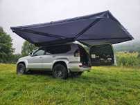 Toyota Land Cruiser Overlander, Autoutilitara 4 locuri in carte, 2 seturi cauciucuri NOI