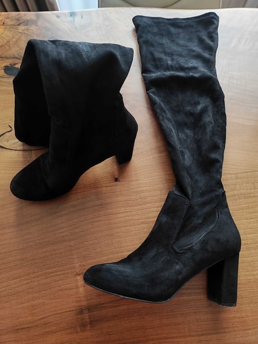 Велурени ботуши до коляното