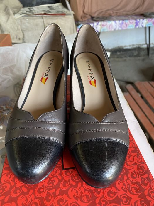 Продам новые туфли за полцены